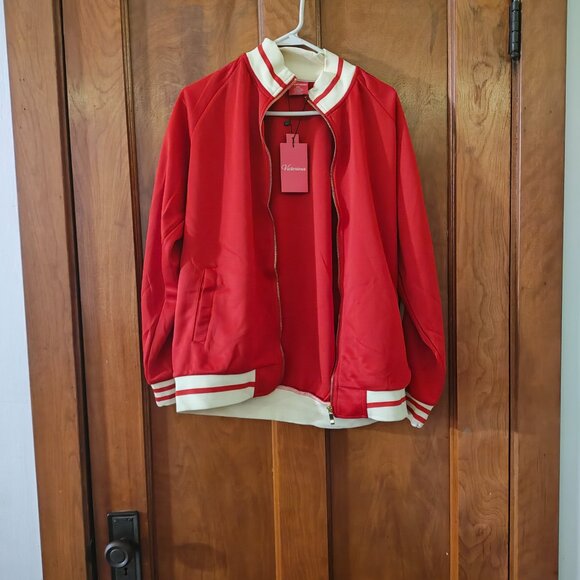 Victorious Red and White Track Suit - Picture 2 of 10